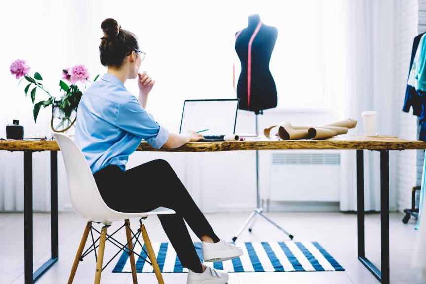 The 10 Best Online Fashion Design Courses For Beginners - La Riviere