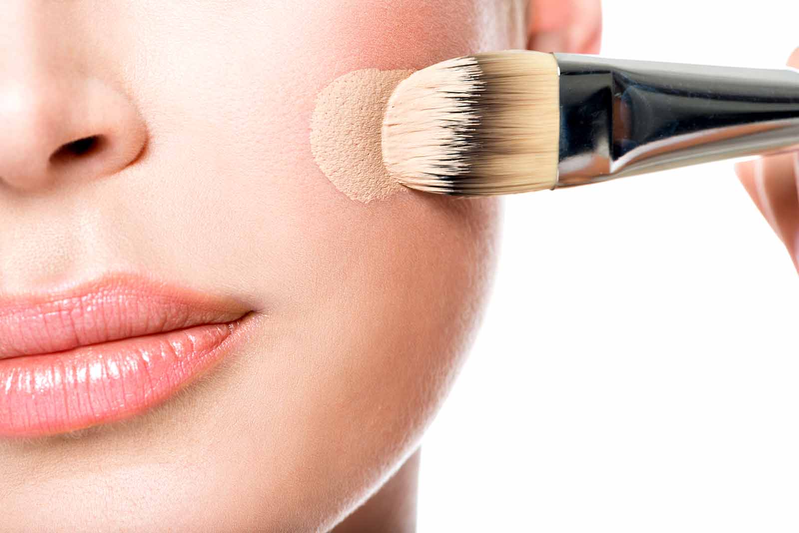 The 10 Best Foundations For Oily Skin