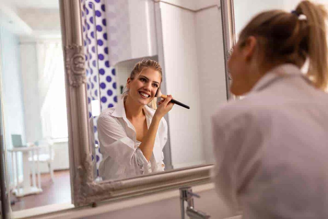 10 Steps for Doing Easy Makeup for Beginners