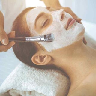 The 10 Most Popular Online Beauty Courses With Certifications
