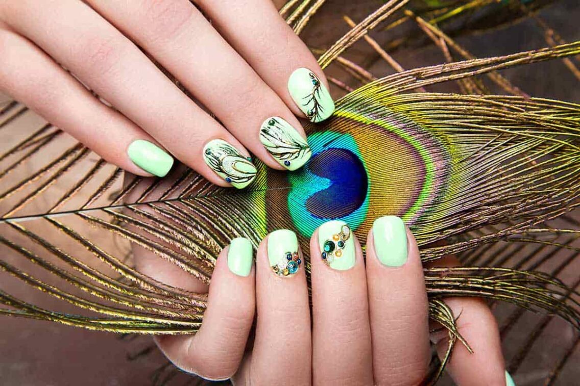 11 Catchy Yet Simple Nail Design Ideas for Short Nails