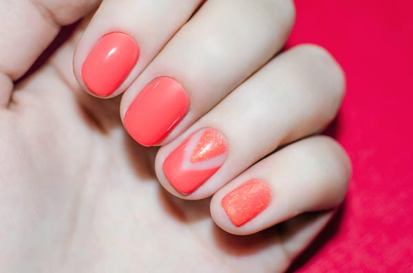 simple nail designs for short nails - Monochromatic Manicure