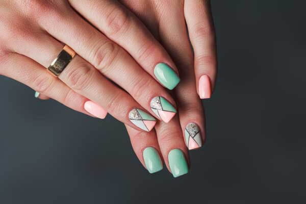 nail designs for short nails - Graphic Edge