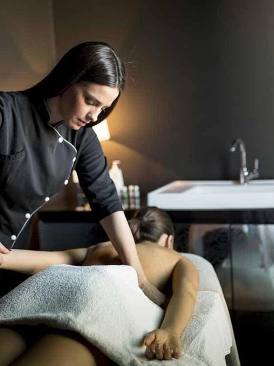 7 Benefits of Being a Massage Therapist